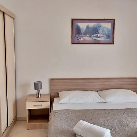 Apartments Nemira Omis Ngoại thất bức ảnh