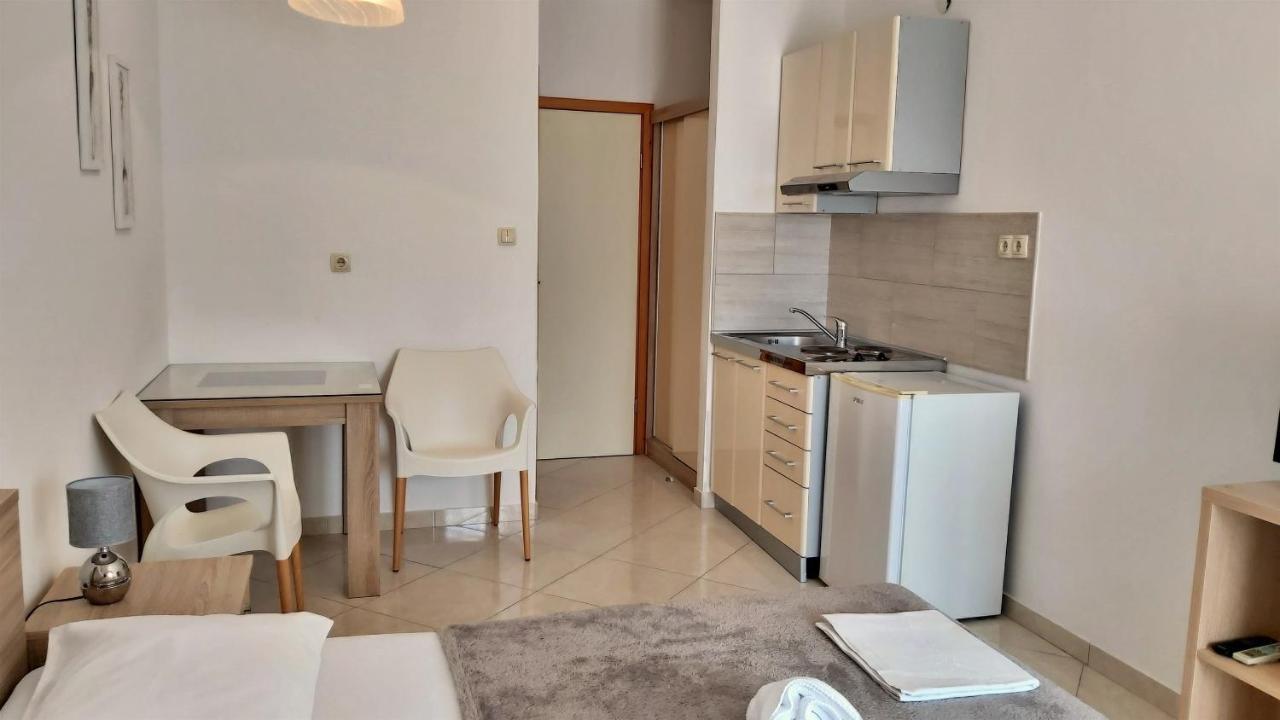 Apartments Nemira Omis Ngoại thất bức ảnh