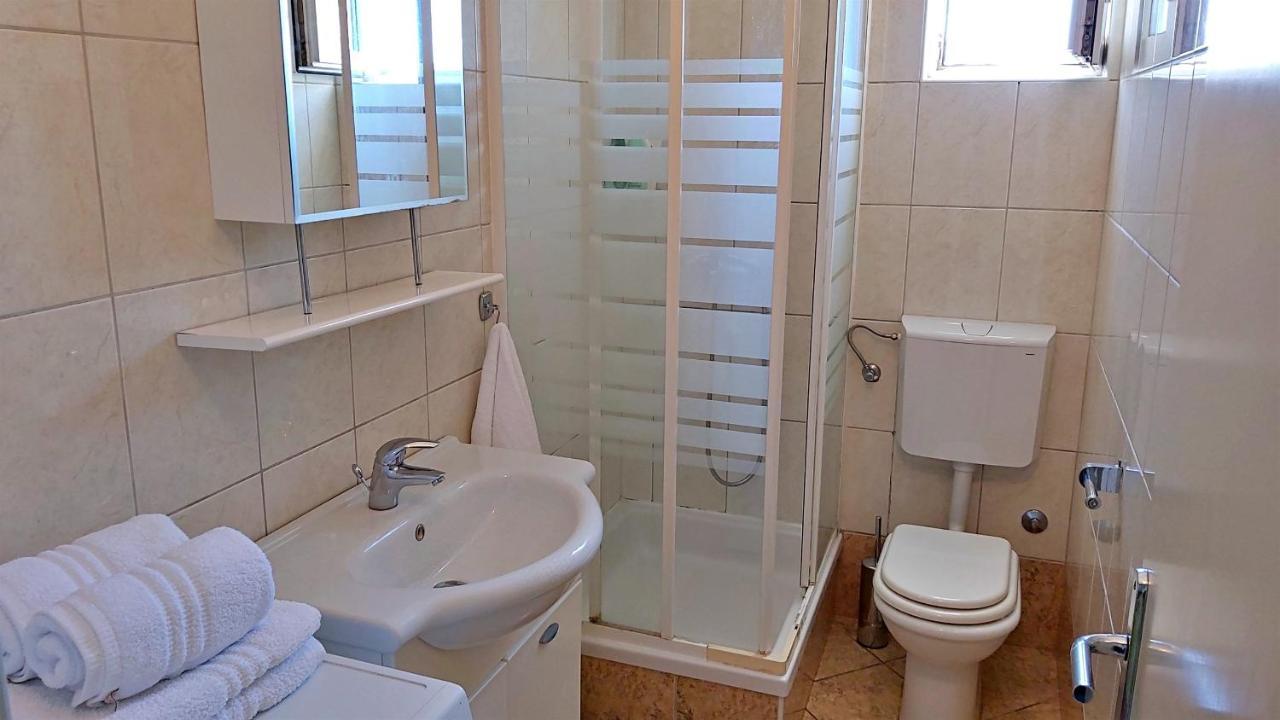 Apartments Nemira Omis Ngoại thất bức ảnh