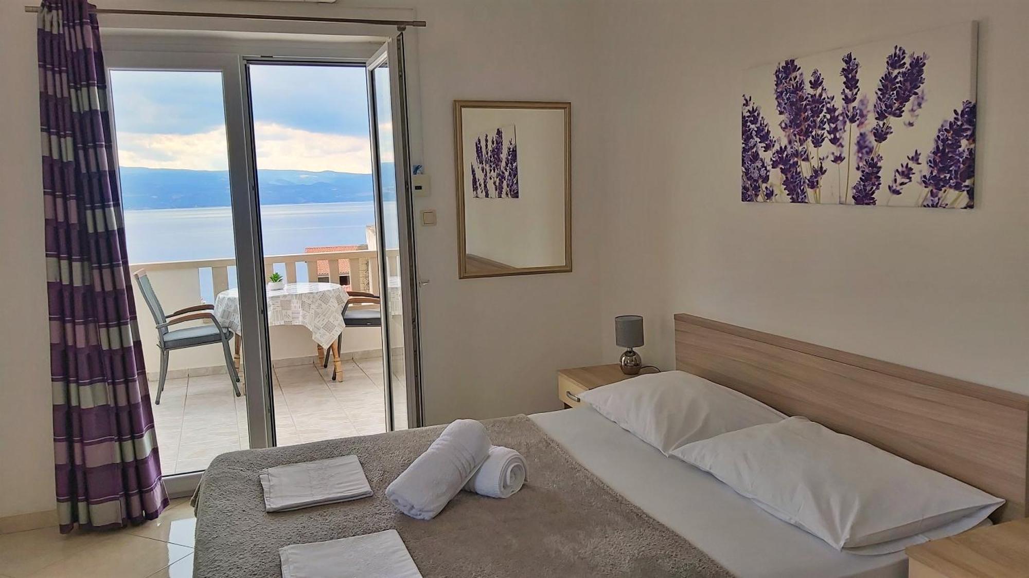 Apartments Nemira Omis Phòng bức ảnh