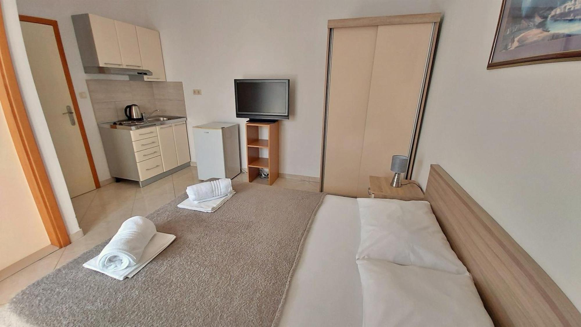 Apartments Nemira Omis Phòng bức ảnh