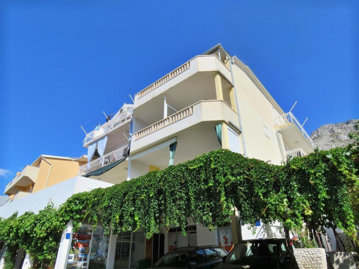Apartments Nemira Omis Ngoại thất bức ảnh